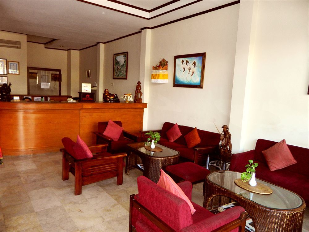 Hotel Ratna กูตา ภายนอก รูปภาพ