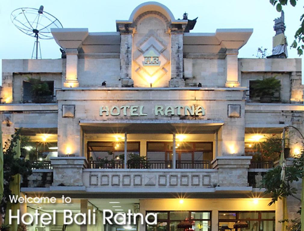 Hotel Ratna กูตา ภายนอก รูปภาพ
